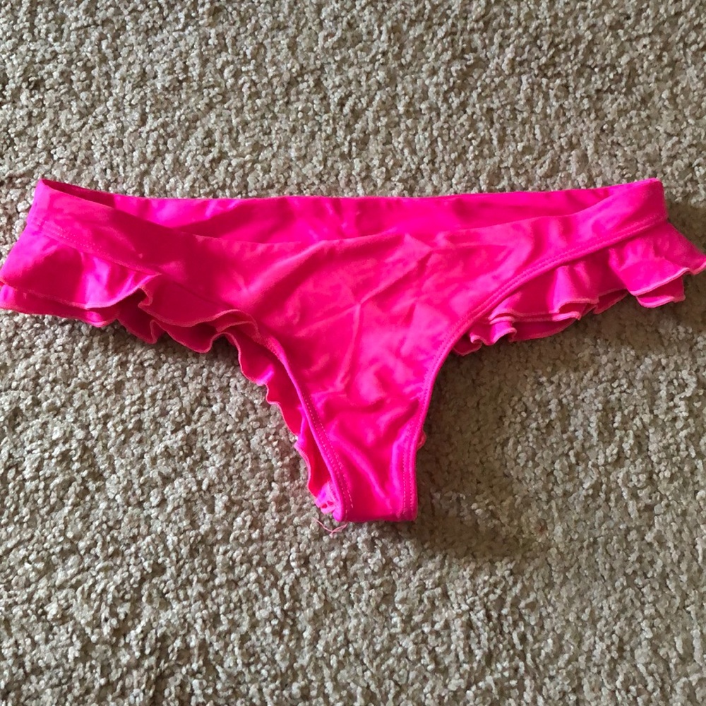 Cheeky bikini bottom